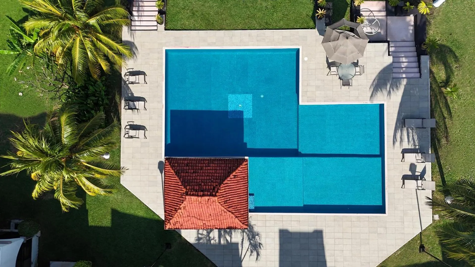 Luxury Holiday Apartment By The Lagoon Cancún